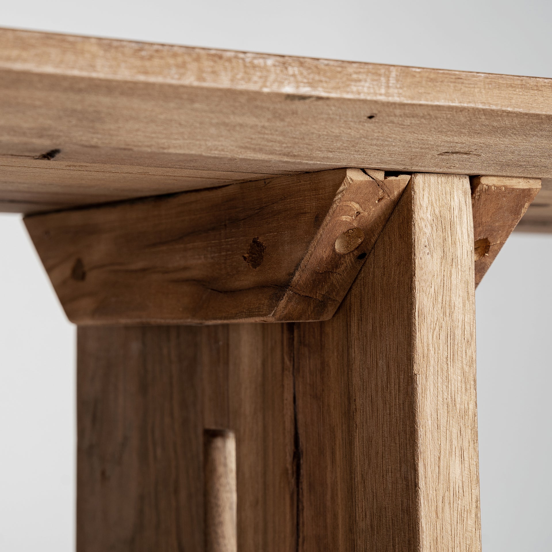 COTARD CONSOLE TABLE